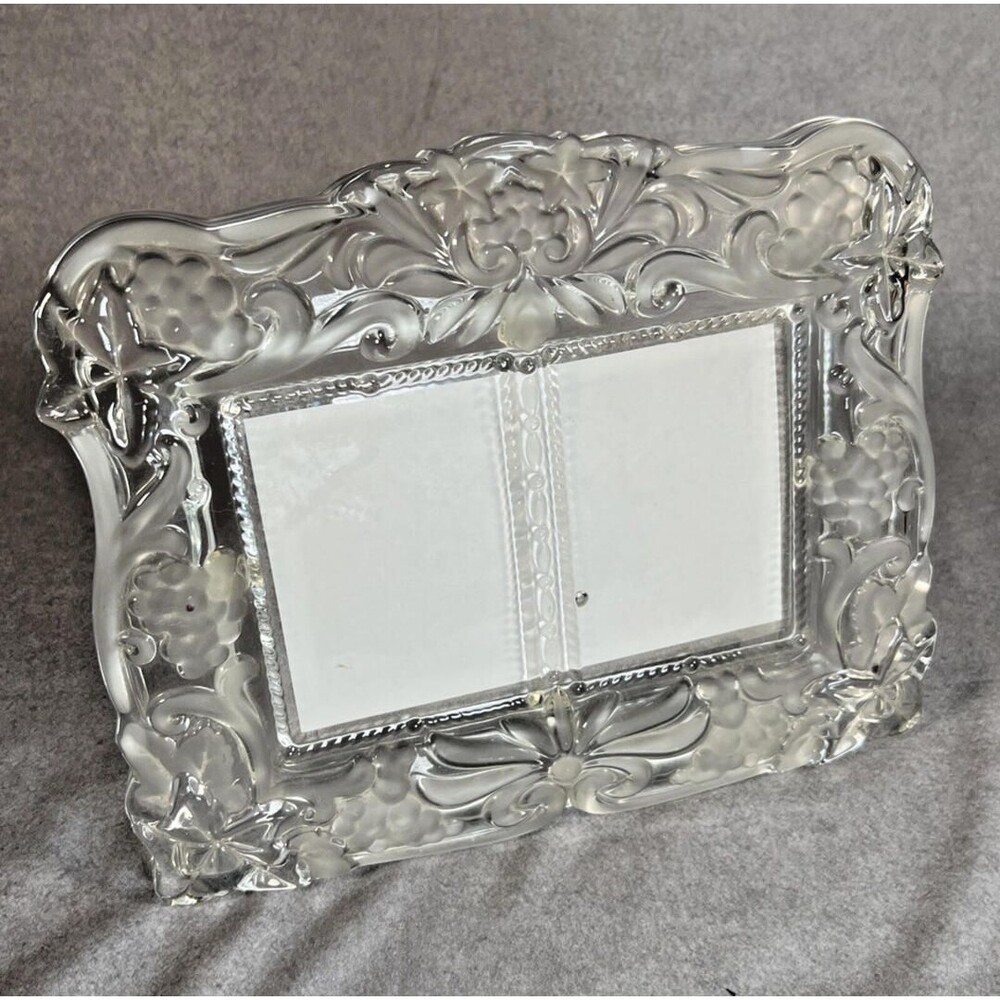 MIKASA VINTAGE MEMORIES DUET FRAME MAKE YOUR PHOTO DISPLAY TWICE AS GOOD! DWK
